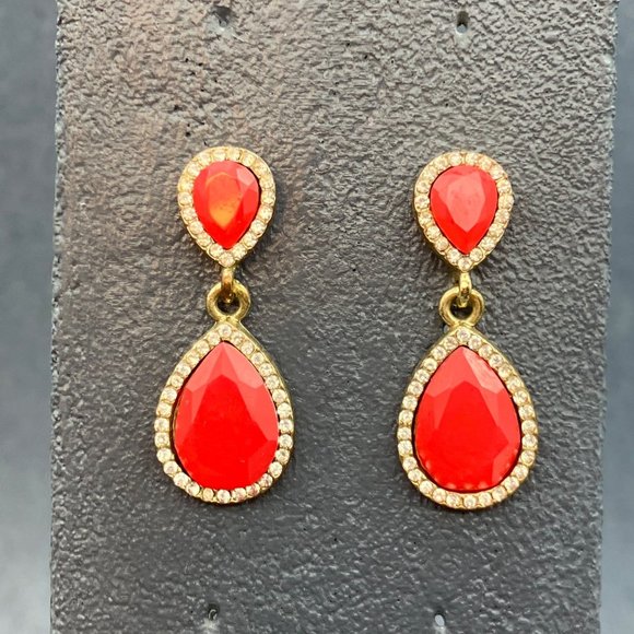 Jewelry - Dangle Pierced Earrings Red Gold Faceted Rhinestone Teardrop Retro BoHo Bling